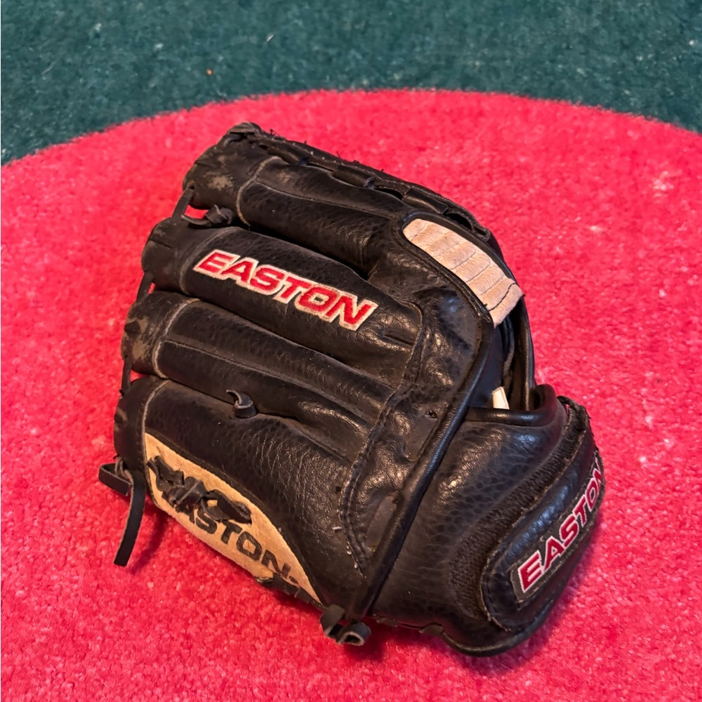 Kids baseball catcher glove